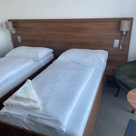 Hotell Hotel Palace 3*