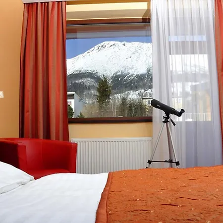 Hotel Palace Hotell 3*